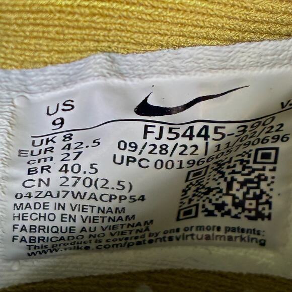 Nike Pegasus ZoomX Foam Green Athletic Running Shoes FJ5445-390 Men's Size 9 - Picture 9 of 10